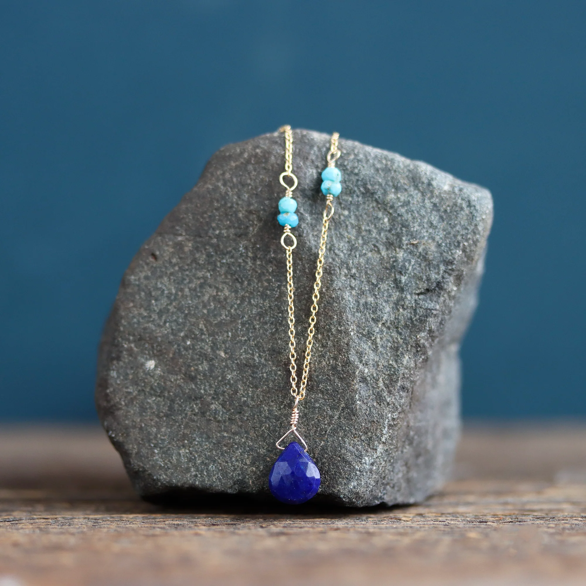 Lapis Lazuli Necklace With Turquoise Details - Image 4