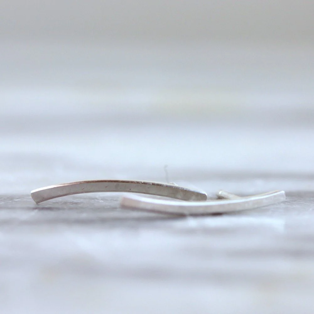 Long Curve Posts - Image 3