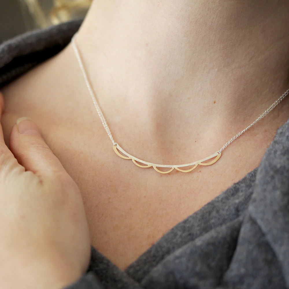 Scalloped Bar Necklace - Image 5