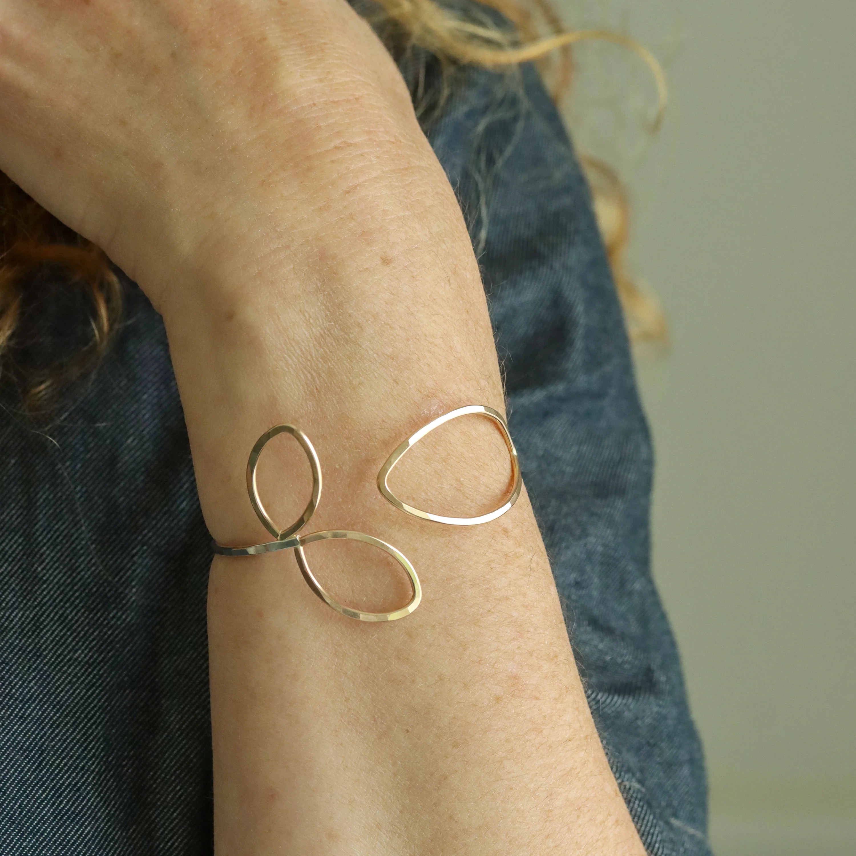 Sweet Pea Cuff Bracelet - Image 3